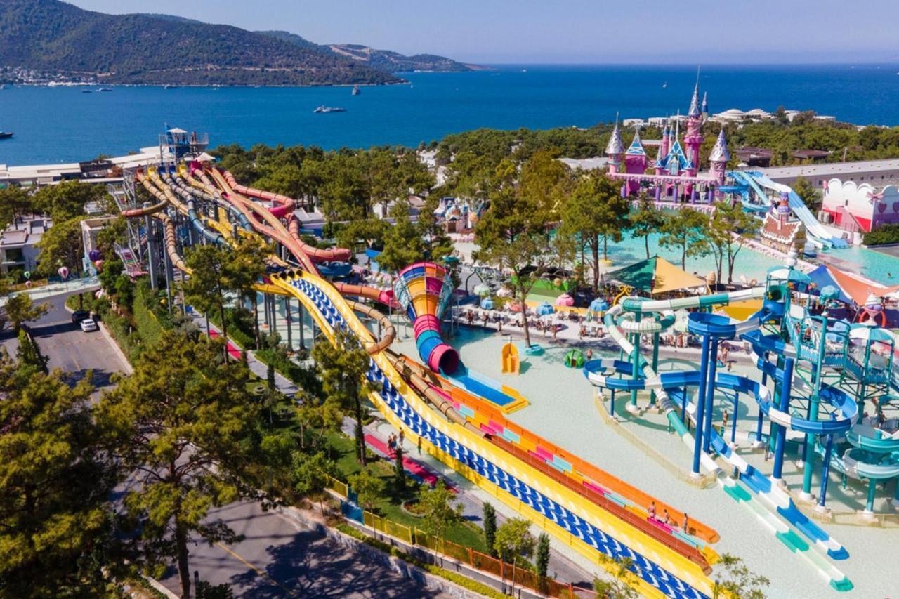 Vogue Hotel Supreme Bodrum トルバ エクステリア 写真